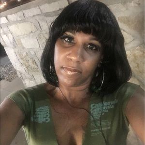 Meet your Posher, Paulette