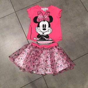 3T Minnie Mouse shirt & skirt set!
