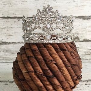 Crystal & silvertone newborn photo prop mini crown
