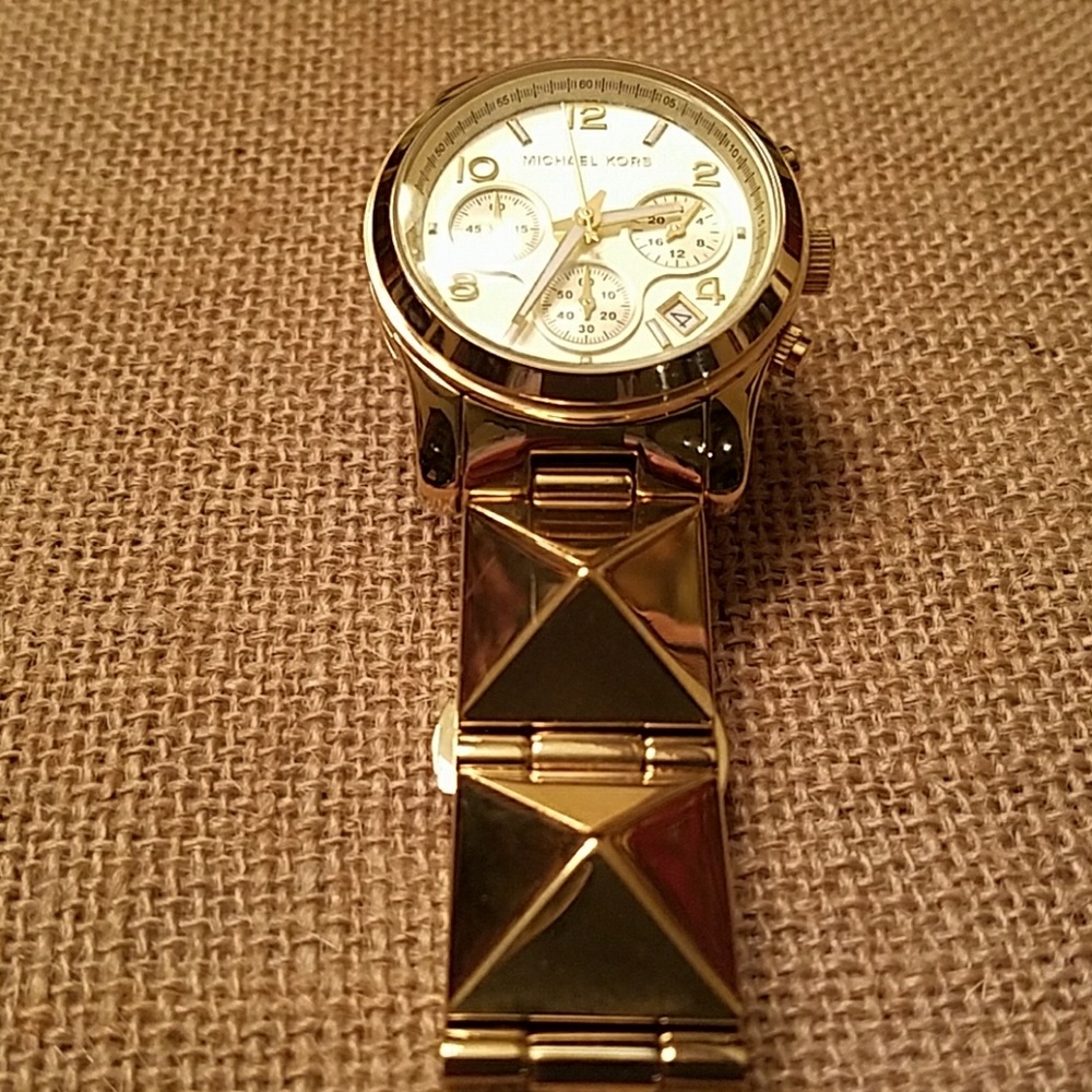 Michael Kors Goldtone Pyramid Band Watch EUC