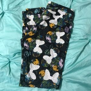 Lularoe OS Disney Leggins