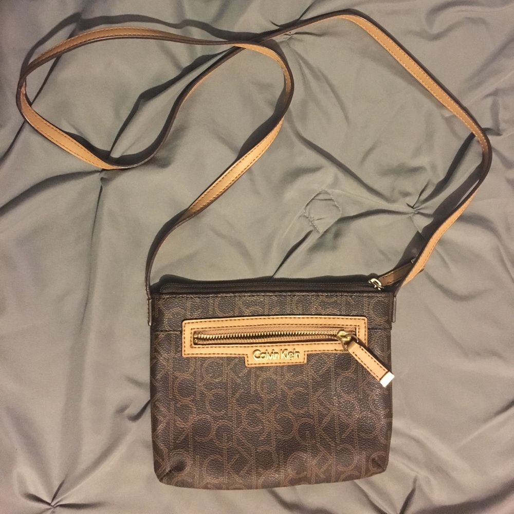 Calvin Klein crossbody