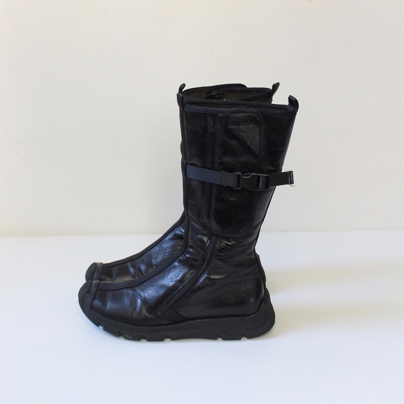 prada moon boots