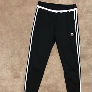 Women’s Adidas pants size M