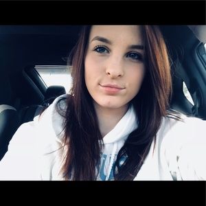 Meet your Posher, Kaitlyn