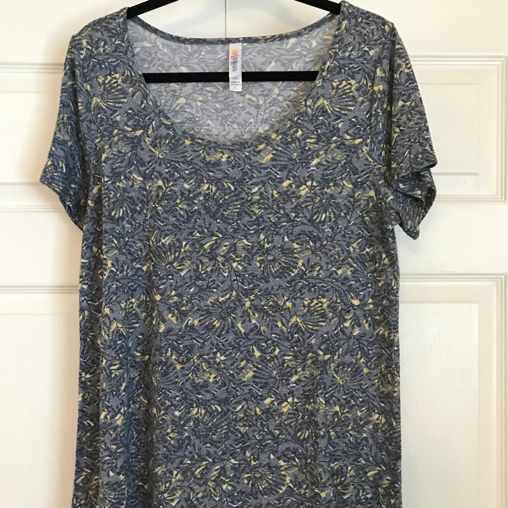 LuLaRoe Classic Tee
