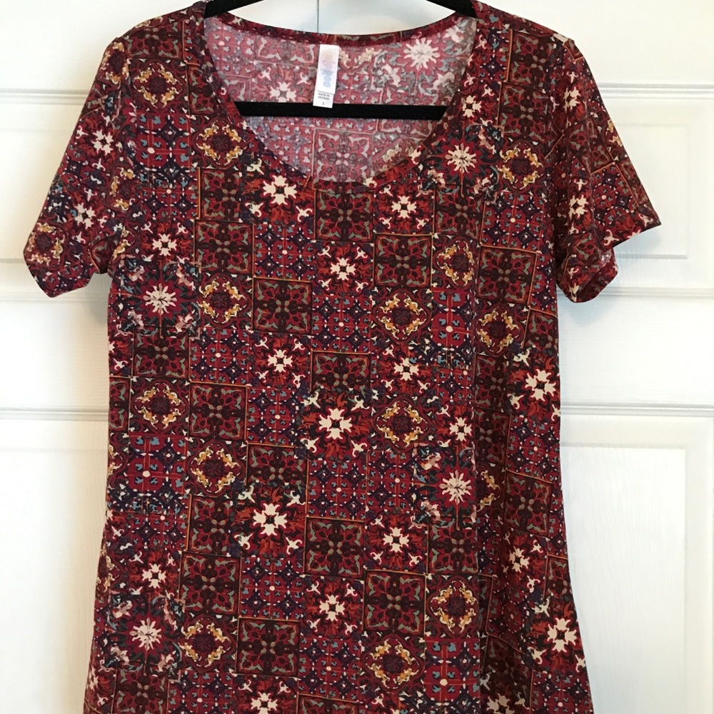 LuLaRoe Classic Tee