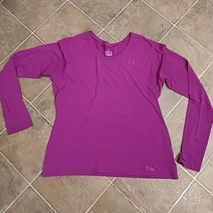 Woman's UNDER ARMOUR heat gear shirt LARGE
