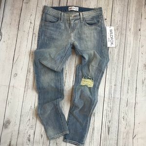Wildfox Skinny Jeans “ The Carmen ” low rise Wildfox Skinny Jeans “ The Carmen ” low rise