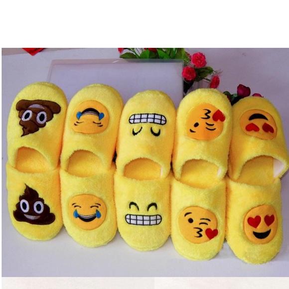 #A121 Poop Emoji Comfortable Fur Winter Slippers - Picture 2 of 2