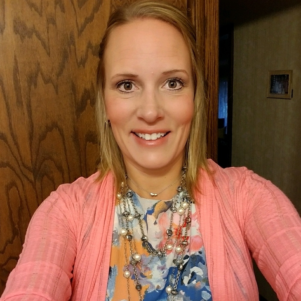 Meet your Posher, Victoria