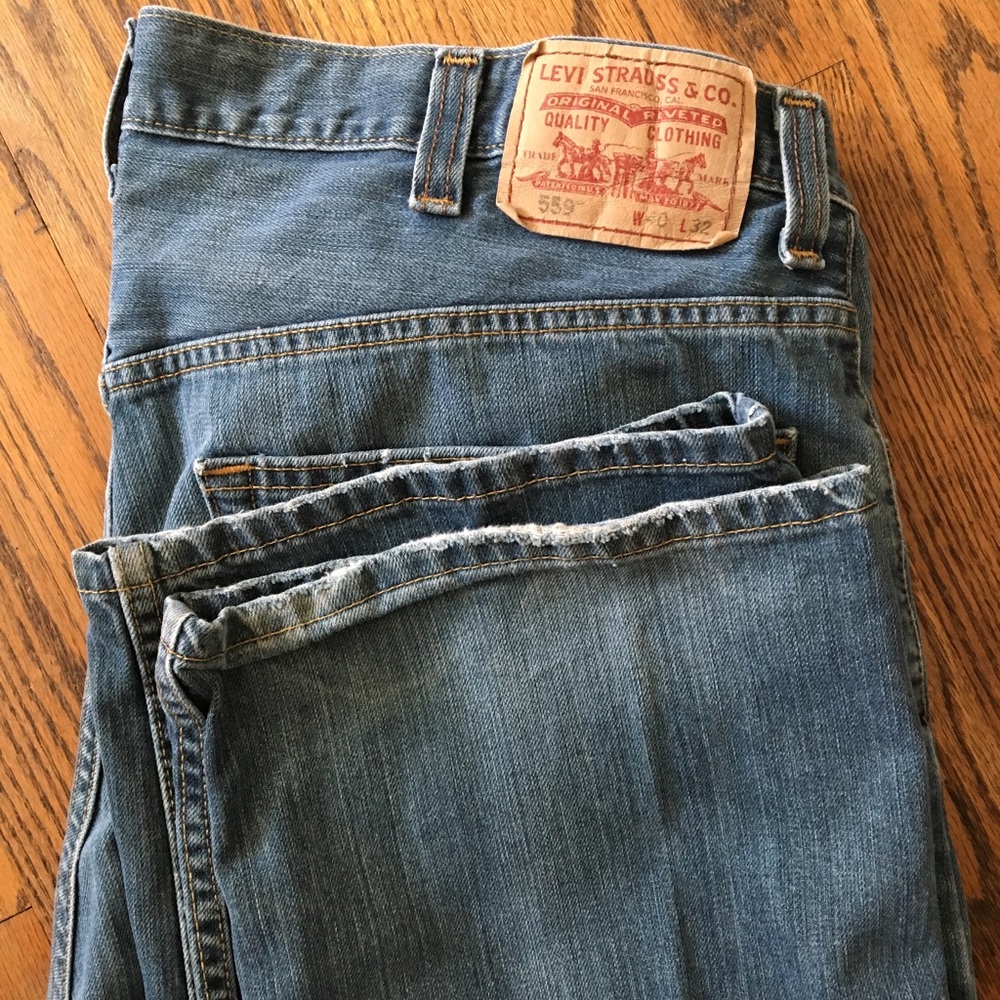Levi Relaxed Straight Leg Jeans