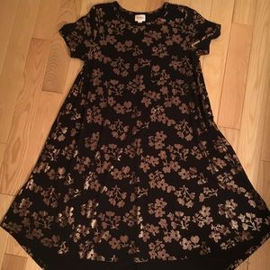 S LuLaRoe Elegant Black Carly with Gold Flowers