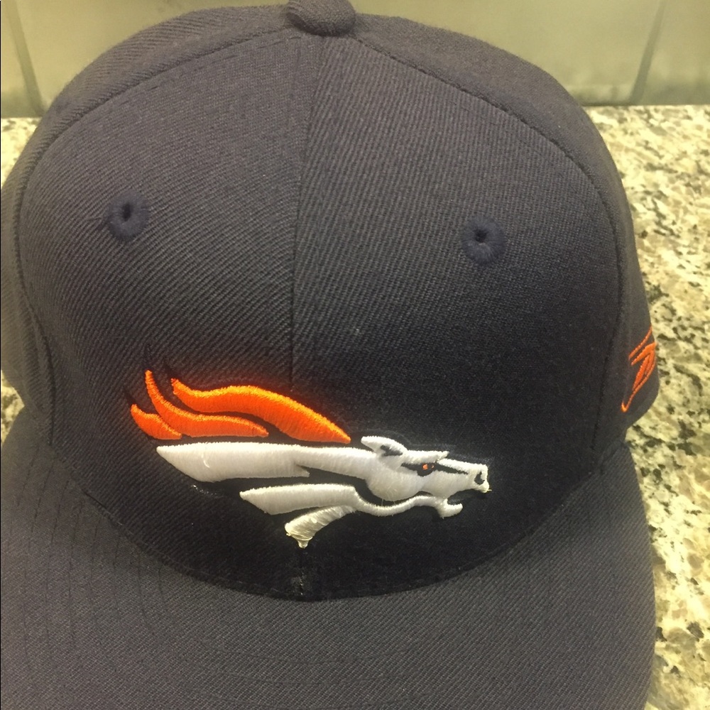 Denver Broncos Navy Reebok Fitted Hat 7 3/8