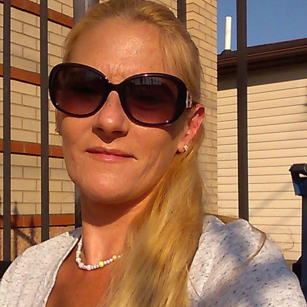 Meet your Posher, Renee