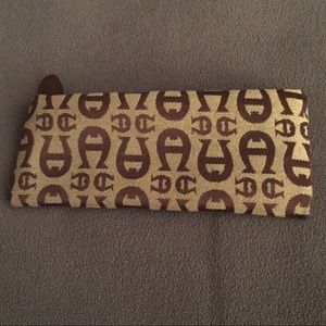 👛 Etienne Aigner NWOT 👛