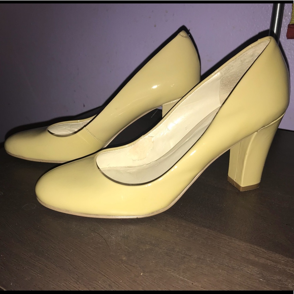 🌟NUDE NINE WEST HEELS🌟