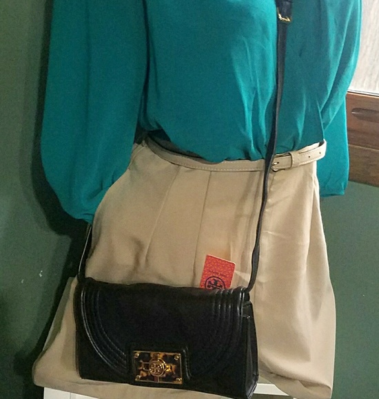 Tory Burch Tortoise Logo Malachite Crossbody - Picture 3 of 8