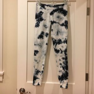 Nike Dri Fit Tie Die Yoga Pants size small