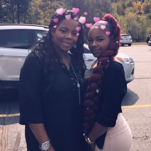 Meet your Posher, Latonia