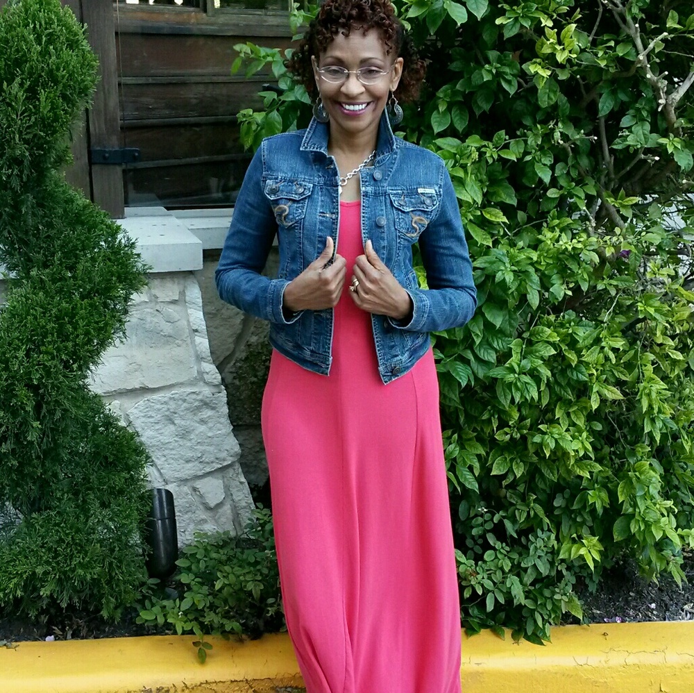 Meet your Posher, Kendra