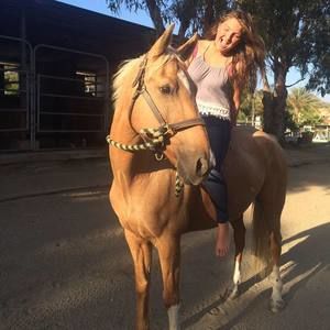 Meet your Posher, Sofia