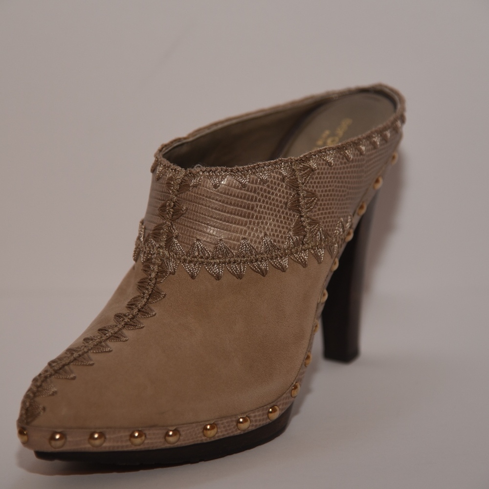 Giuseppe Zanotti low bootie beige size 7.5