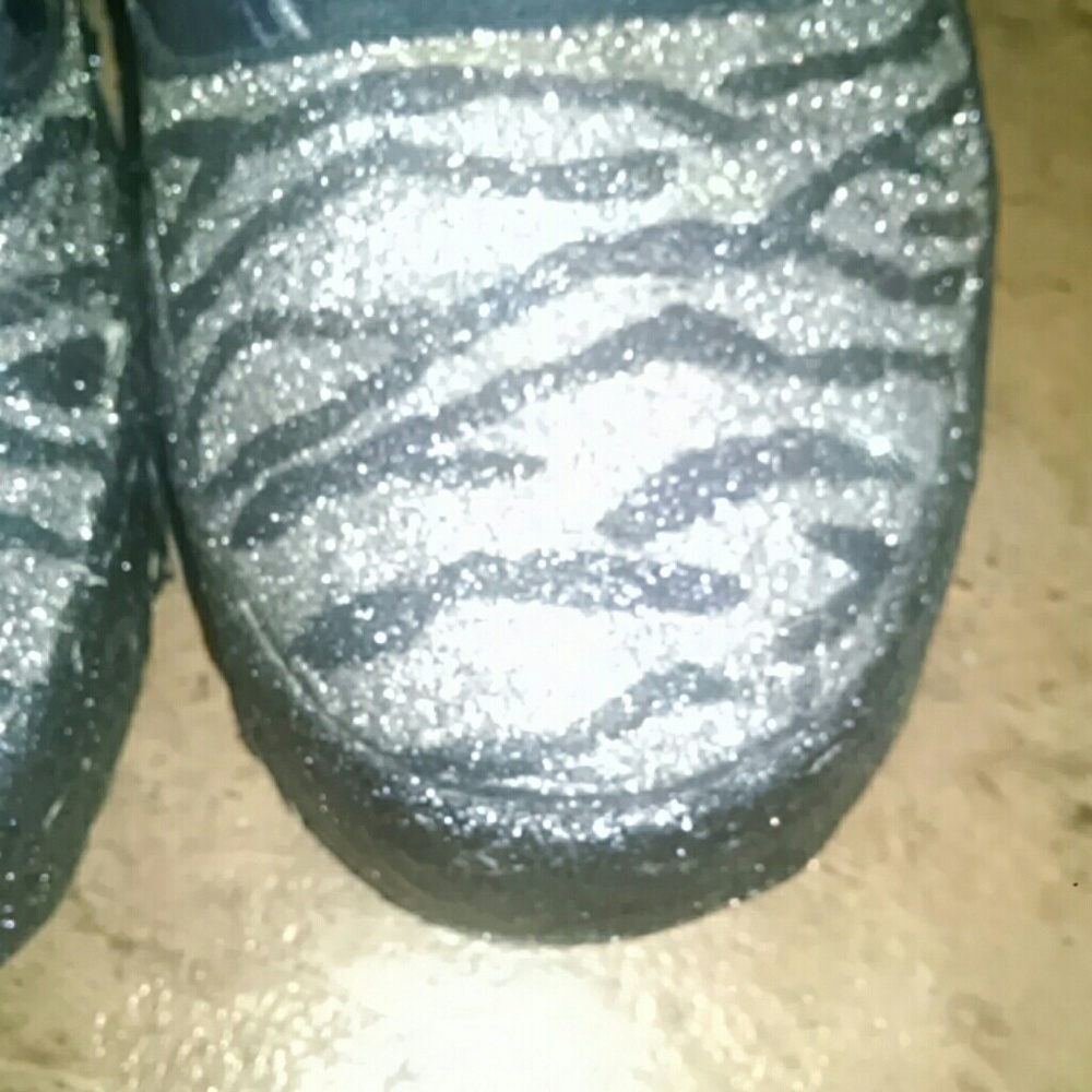 Limited edition Jordans - Picture 3 of 3