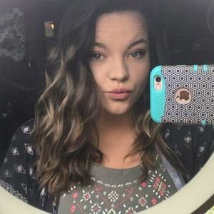 Meet your Posher, Kayla