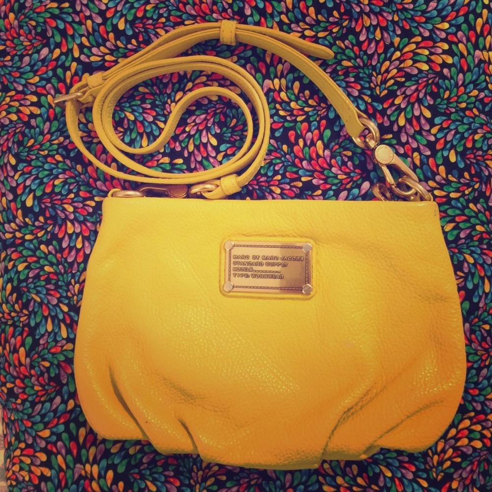 MARC BY MARC JACOBS CROSSBODY