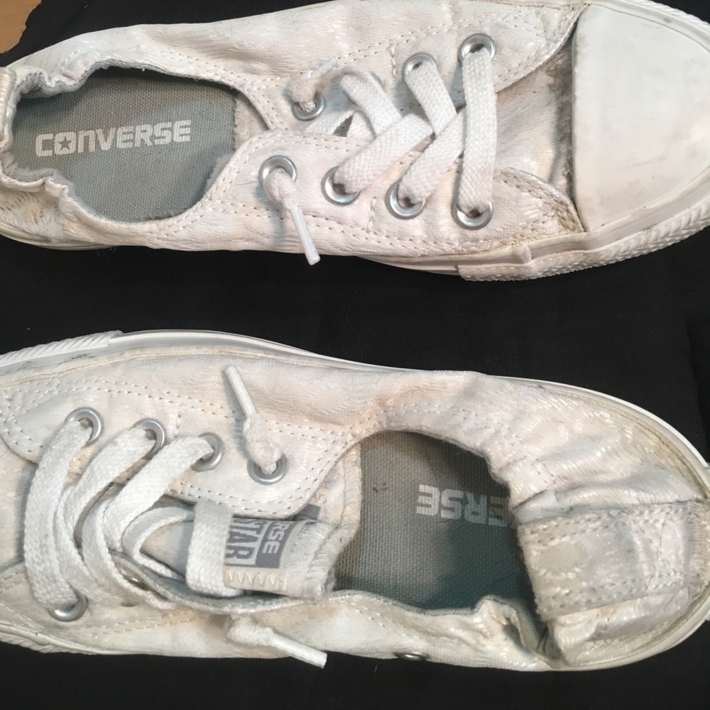 LIMITED EDITION White converse shoreline slip ons