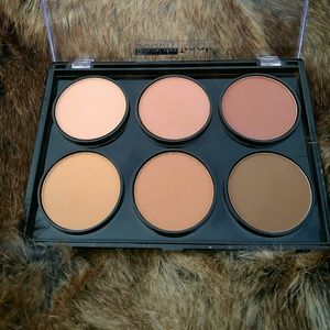 SALE NEW contour palatte