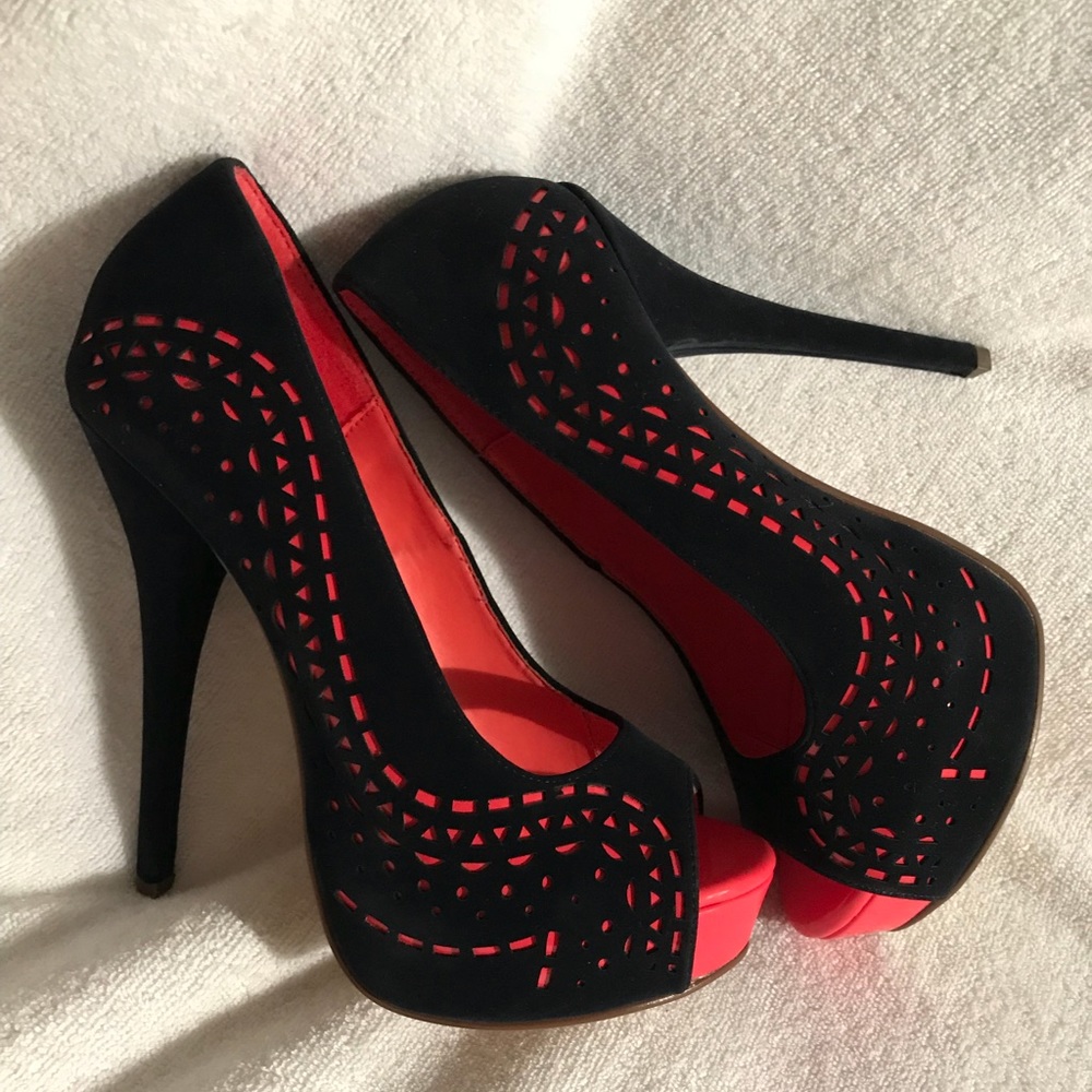 🔥 BRAND NEW Navy & Pink Peep Toe Heels