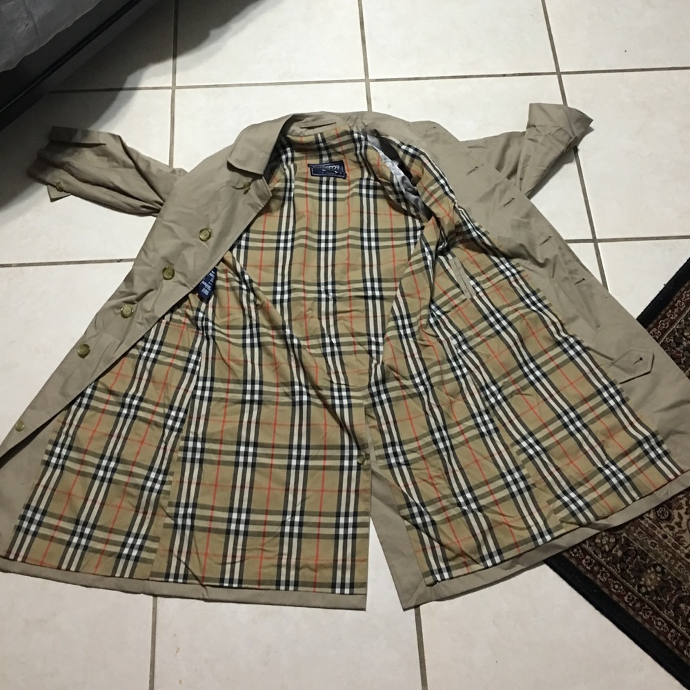 ‼️🔥FLASH SALE‼️🔥BURBERRY COAT⚜️