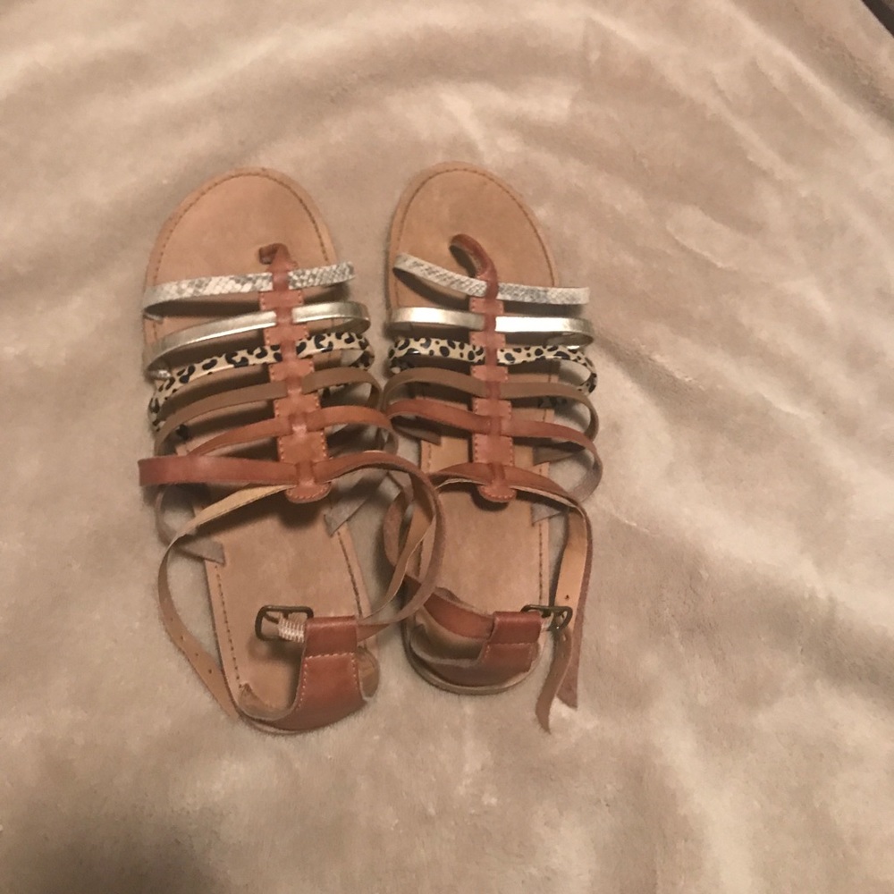 Girls size 5 sandals