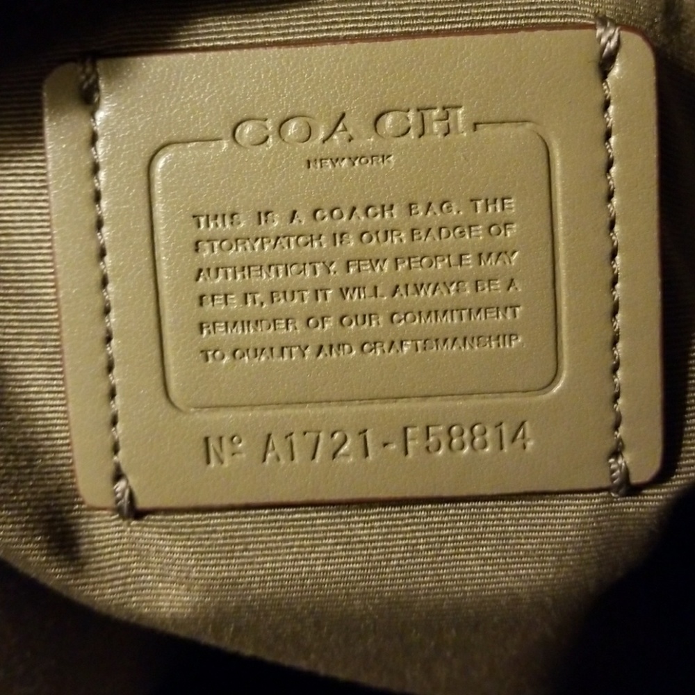 Coach  Storypatch - Picture 3 of 4