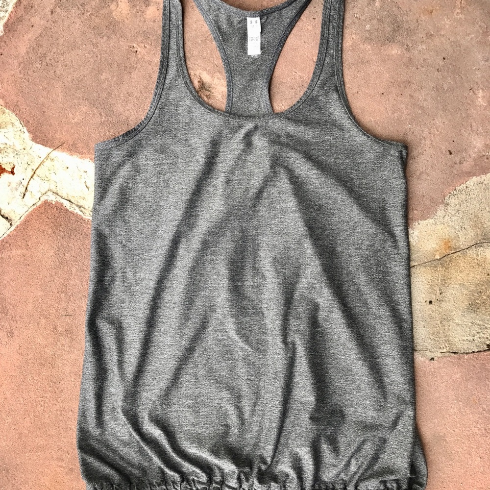 SOLD Under Armour Heat Gear Semi-fitted Tank
