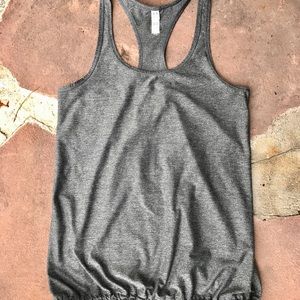 SOLD Under Armour Heat Gear Semi-fitted Tank