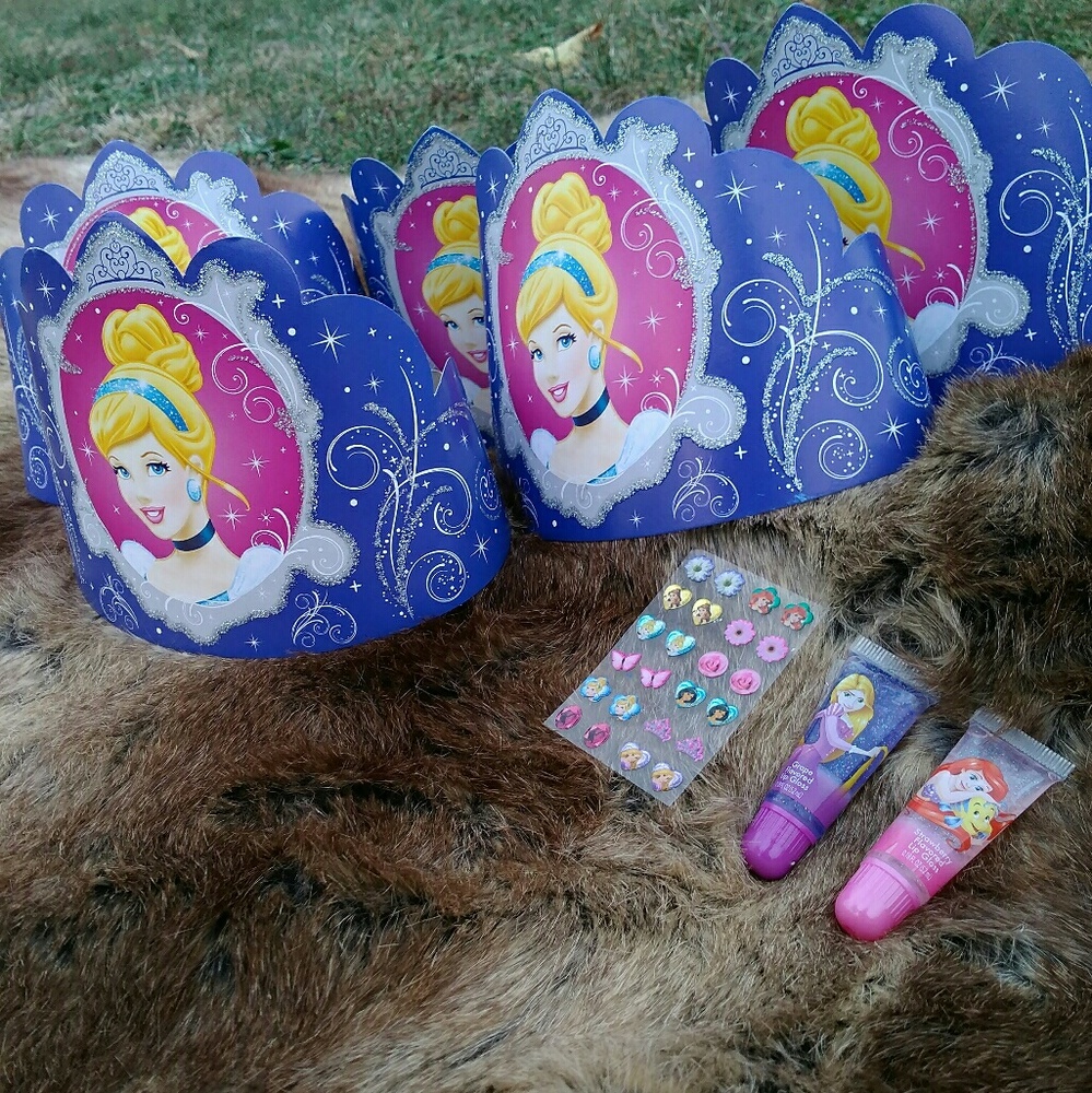 SALE Disney princess girls bundle
