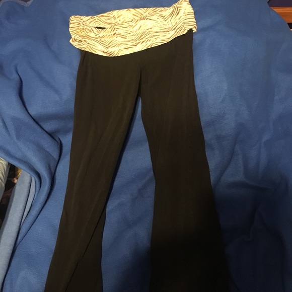 Yoga pants - Picture 1 of 2