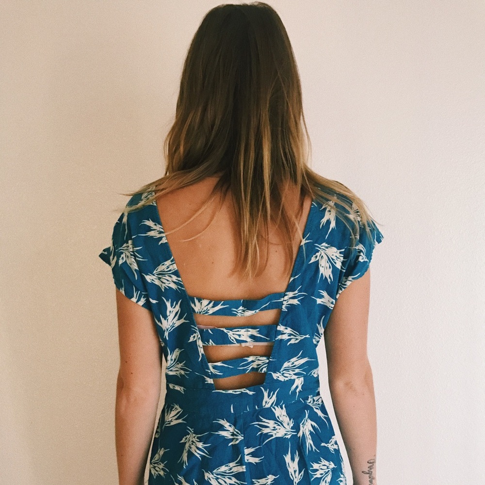 Unique romper - Picture 2 of 3