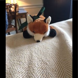 Meet your Posher, Elisha