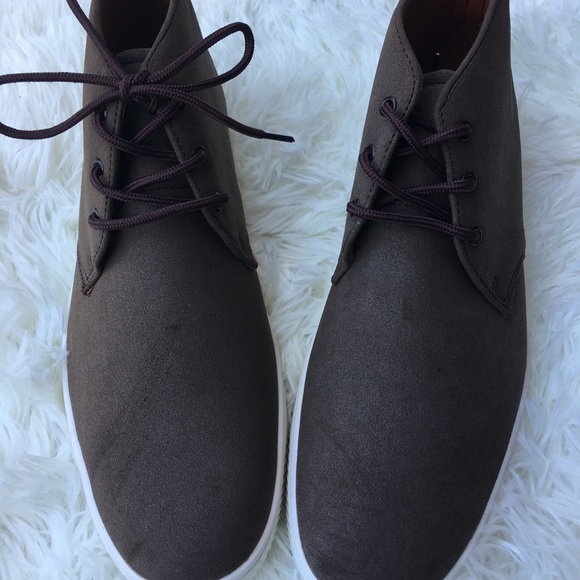Franco vanucci men\'s suede chukka boot main image 4