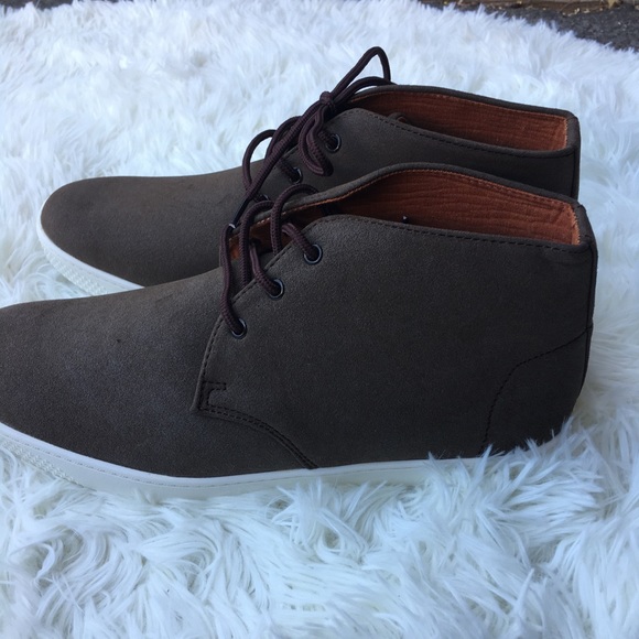 Franco vanucci men\'s suede chukka boot