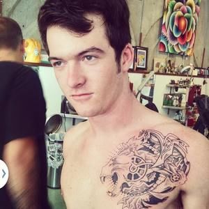 Meet your Posher, Azuriah