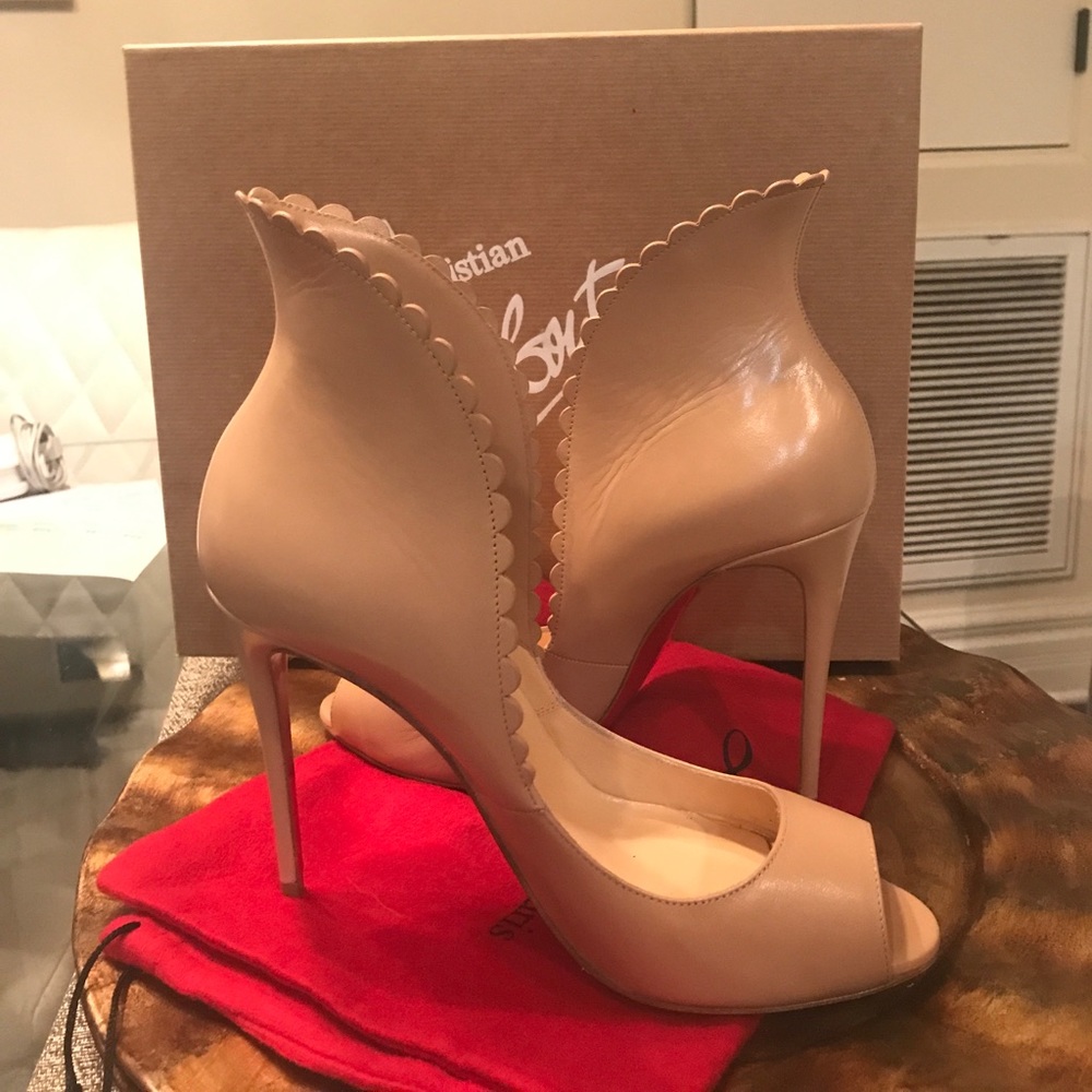 ❌❌SOLD❌❌ Nude Christian Louboutin Pijonina 100 KID - Picture 2 of 8