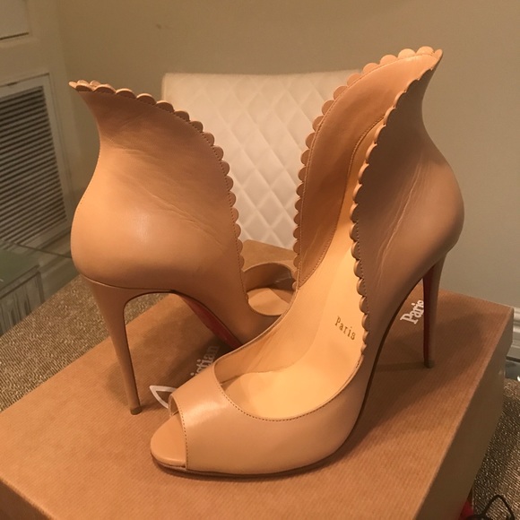 ❌❌SOLD❌❌ Nude Christian Louboutin Pijonina 100 KID - Picture 5 of 8