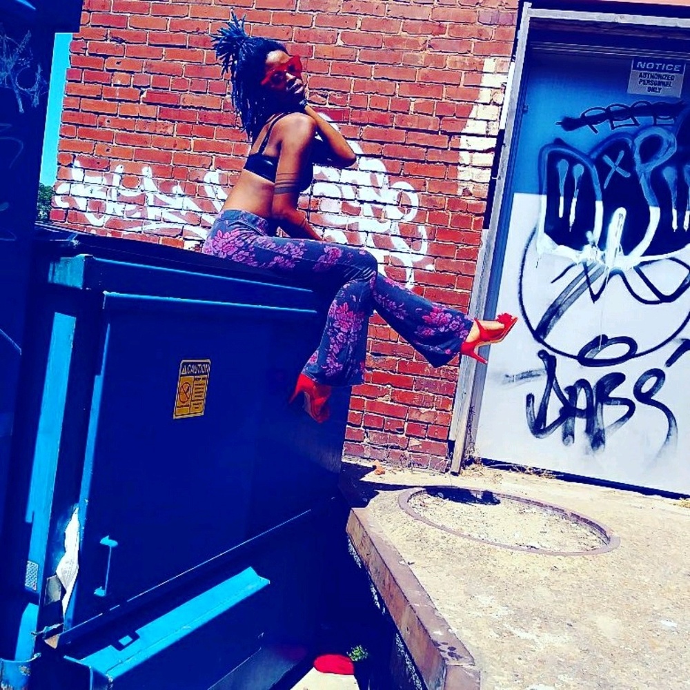 Meet your Posher, Mandy