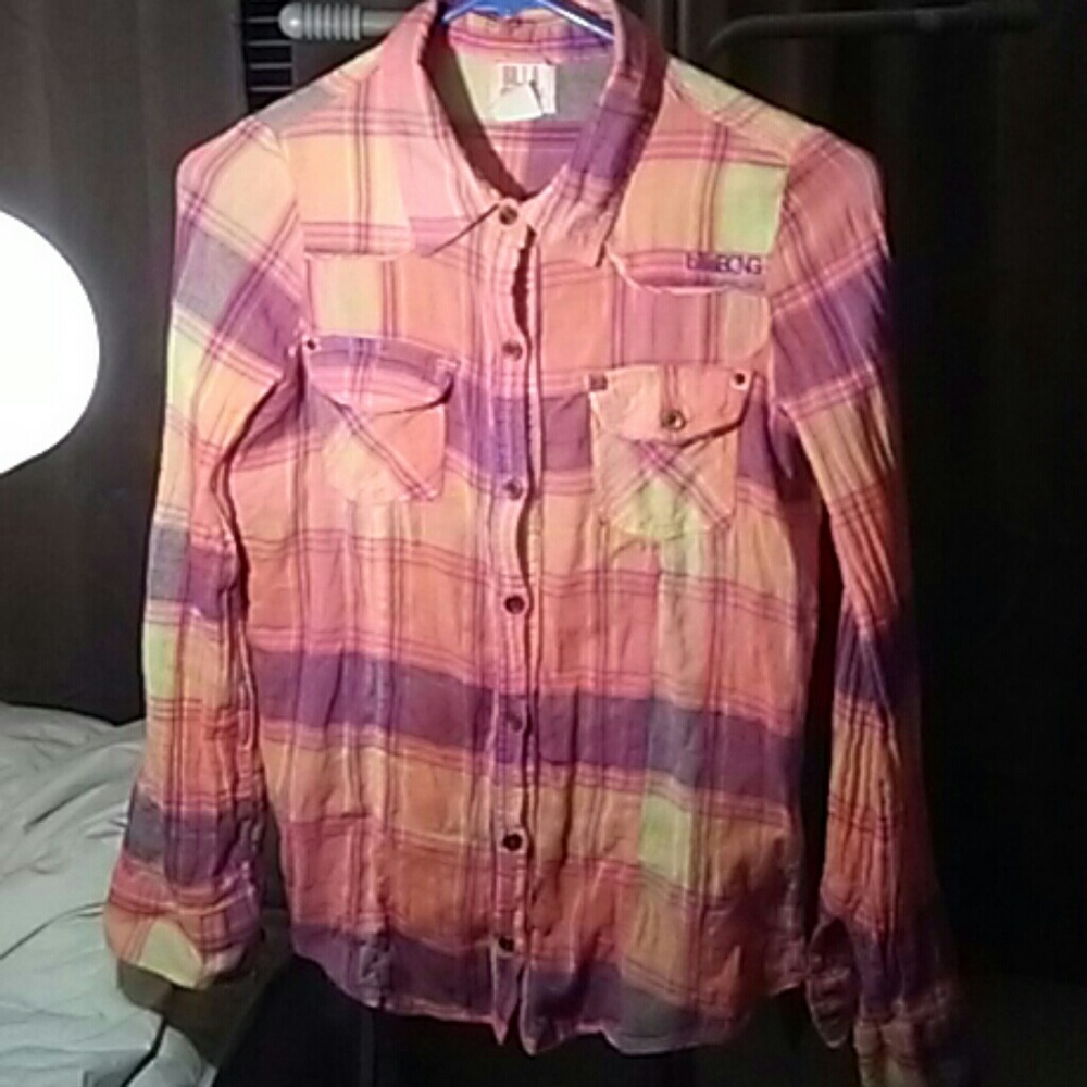 Billabong long sleeve button down size small