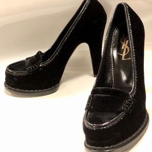 ❗️SOLD❗️YSL velvet platform loafer